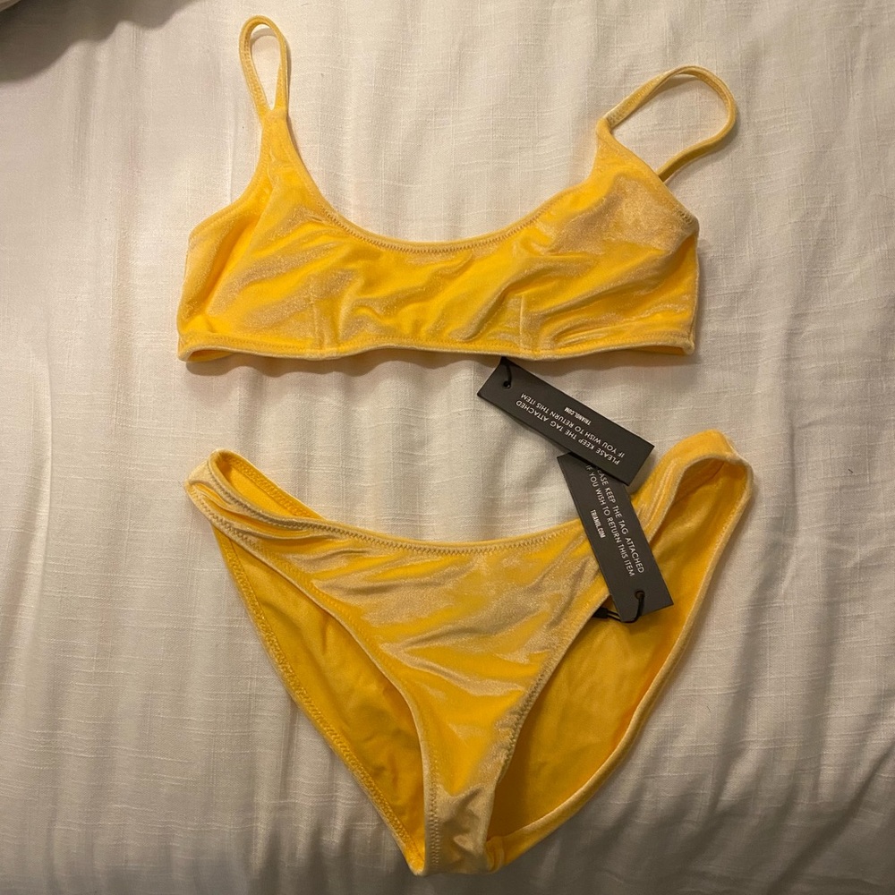 new with tags triangl bikini